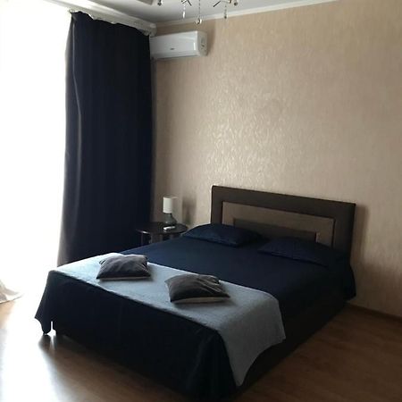 Rent Apartment In The Center Of צ'רניהיב מראה חיצוני תמונה