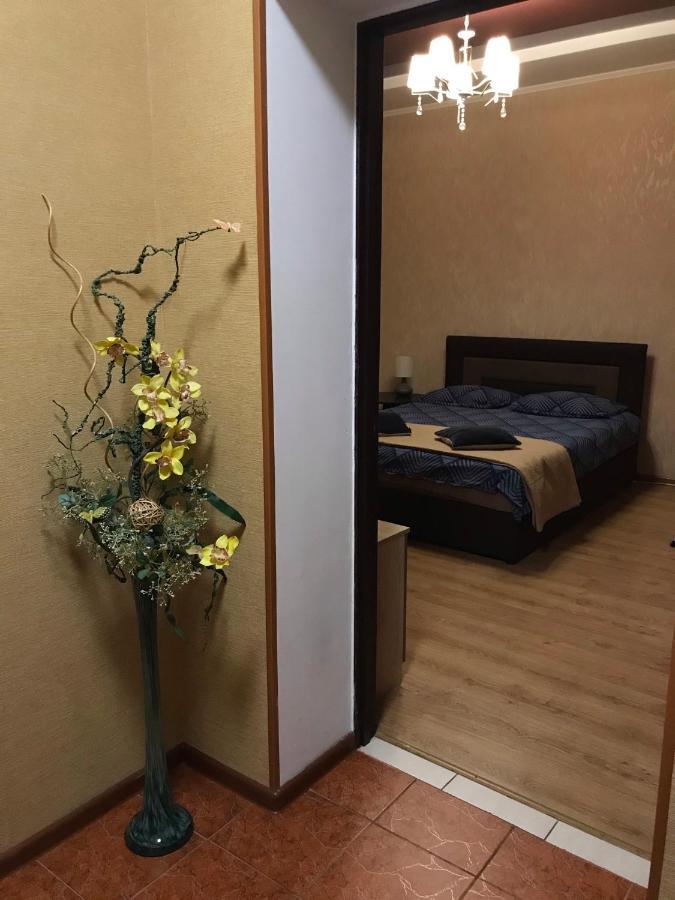 Rent Apartment In The Center Of צ'רניהיב מראה חיצוני תמונה